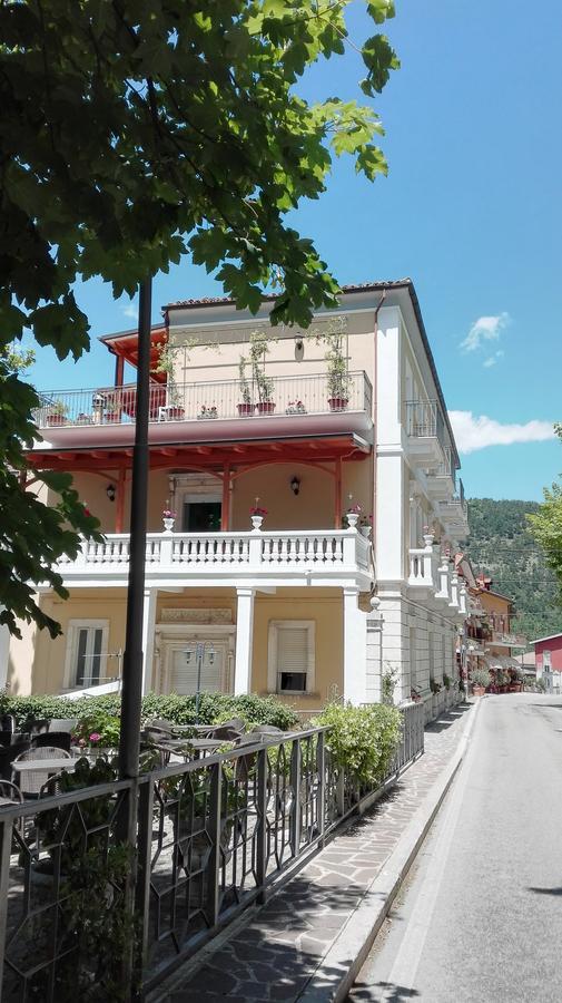 Hotel Mazzocca การามานิโก แตร์เม ภายนอก รูปภาพ